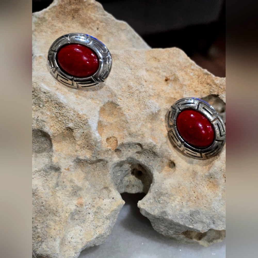 Vintage Liz Claiborne "LCi" Stamped Pierced Earrings